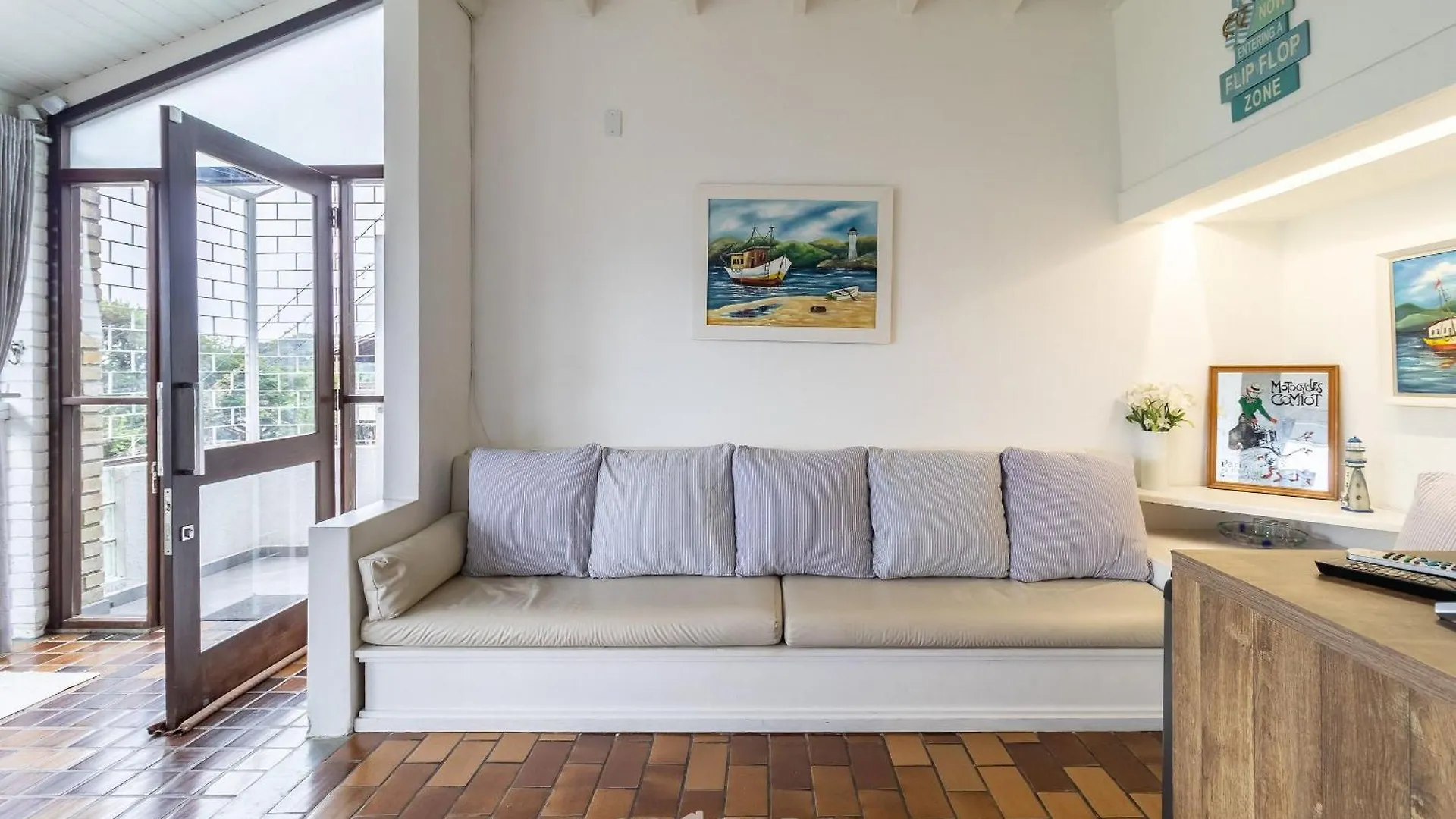 Apartamento Sobrado Bela Vista C/Churrasq Em Bombinhas Ags0642